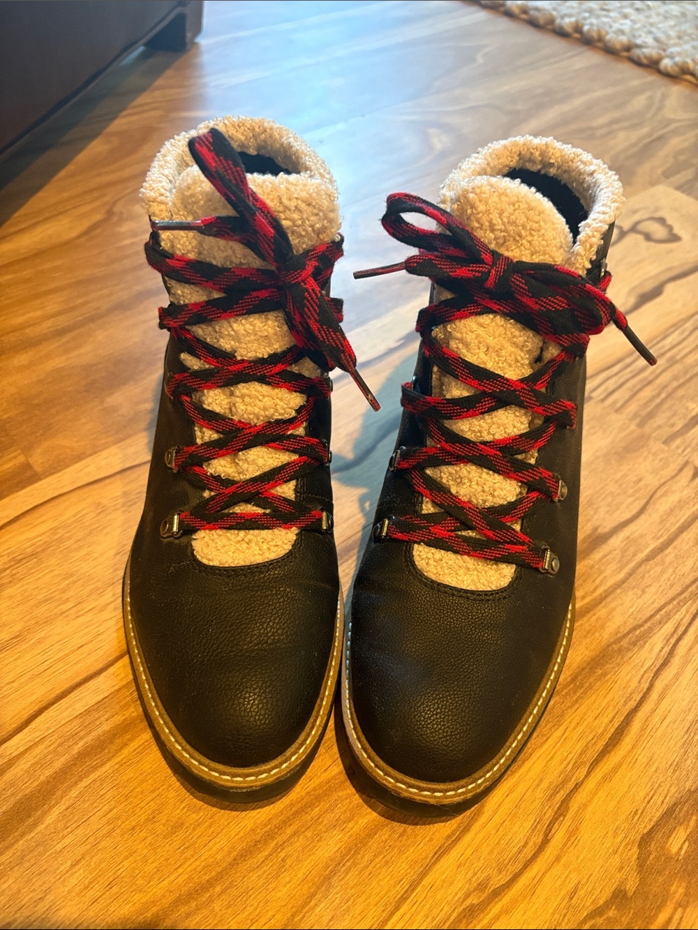 Dr. Scholl's Black Winter Lace-Up Boots with Red-Accent Laces
